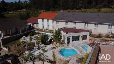 Commercial walls in SAVIGNY-LÈS-BEAUNE (21420)