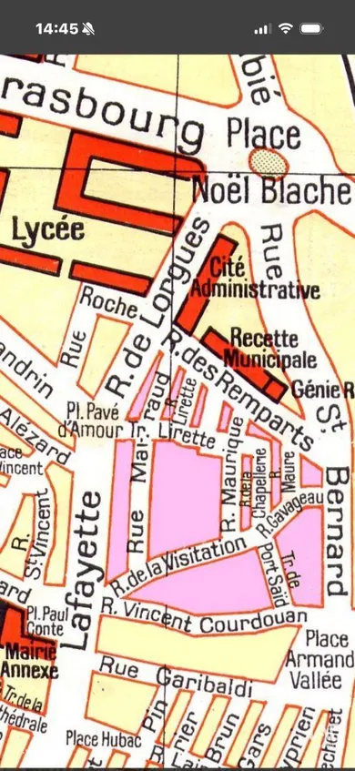 Commercial in TOULON (83000)