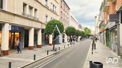 Commercial in ENGHIEN-LES-BAINS (95880)