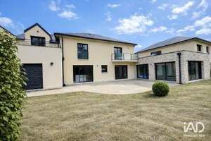 Murs commerciaux  à LE MÉE-SUR-SEINE (77350)