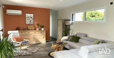 House in COMMELLE-VERNAY (42120)