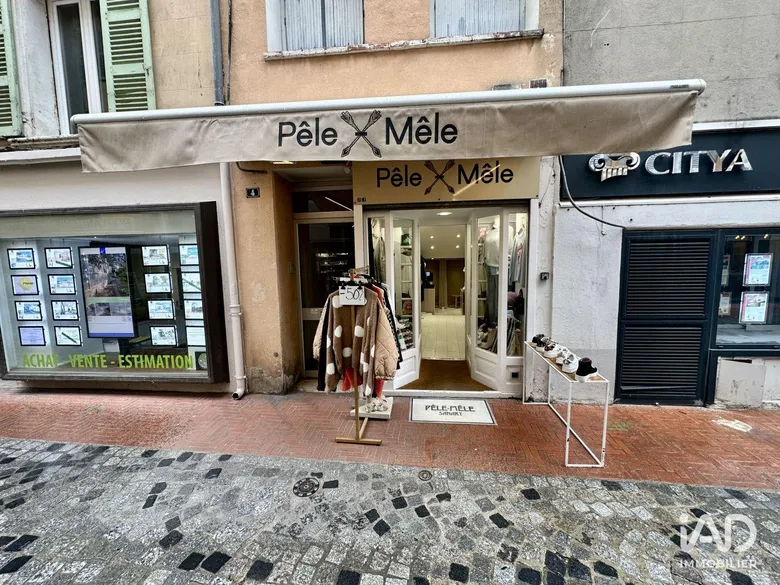 Local commercial 20 m² · à Sanary-sur-Mer · 20 m² · 65 000 €