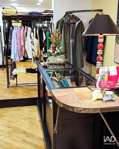 Boutique/Local commercial à JARNAC (16200)