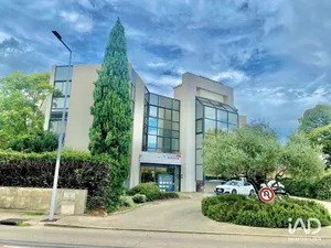 Local d’activité à PIERRELATTE (26700)