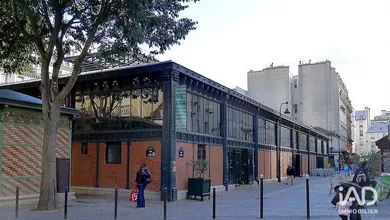 Commercial in PARIS (75018)