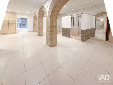 Boutique/Local commercial à PERTUIS (84120)