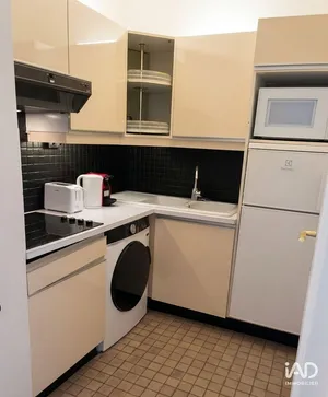 Studio à PARIS (75017)