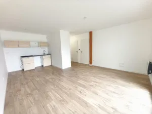 Apartment in LAVAL (53000)