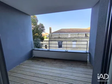 Apartment in CENON (33150)