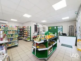 Commercial in NOUANS-LES-FONTAINES (37460)