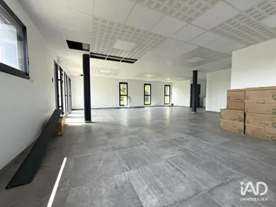 Commercial walls in LIEUREY (27560)
