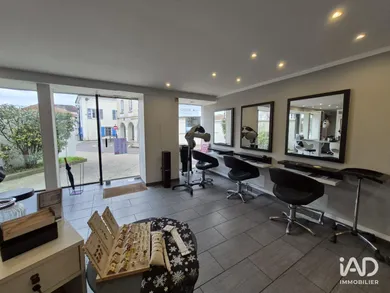 Boutique/Local commercial à VERNEUIL-SUR-SEINE (78480)