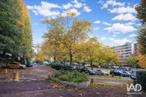 Apartment in FONTENAY-LE-FLEURY (78330)