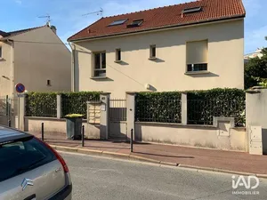 Appartement à LES PAVILLONS-SOUS-BOIS (93320)