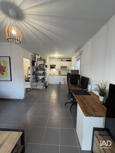 Appartement à SALON-DE-PROVENCE (13300)