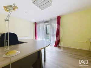 Bureaux à VAUX-LE-PÉNIL (77000)