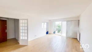 Appartement à VERSAILLES (78000)