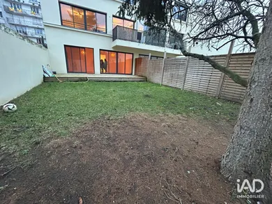 Apartment in COURBEVOIE (92400)