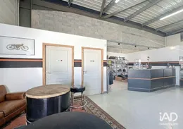 Local d’activité à ENTRAIGUES-SUR-LA-SORGUE (84320)