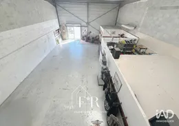 Local d’activité à ENTRAIGUES-SUR-LA-SORGUE (84320)