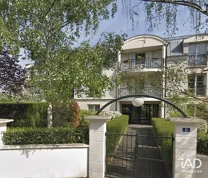 Apartment in BOIS-COLOMBES (92270)
