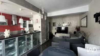 Apartment in NANGIS (77370)