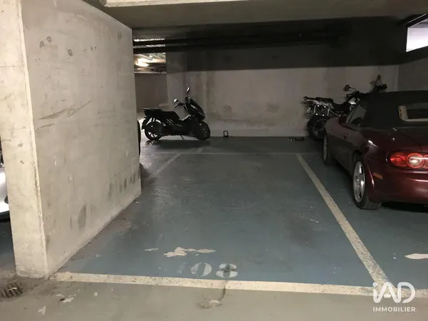Parking à PARIS (75020) photo 2