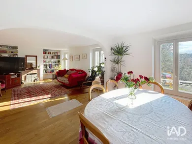 Appartement à SAINT-CLOUD (92210)