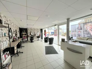 Commercial in CONDÉ-SUR-VIRE (50890)