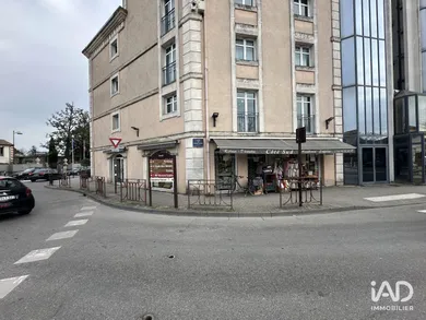 Murs commerciaux à L'ISLE-SUR-LA-SORGUE (84800)