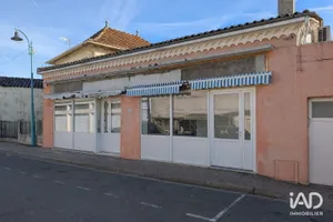Boutique/Local commercial à SAINT-SEURIN-SUR-L'ISLE (33660)