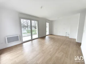 Appartement à L'HUISSERIE (53970)