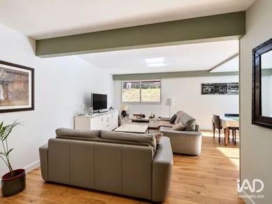 Appartement à GARCHES (92380)