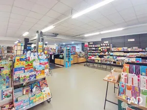 Boutique/Local commercial à MONTAUBAN-DE-BRETAGNE (35360)