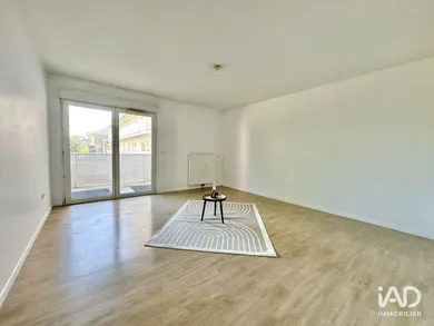 Appartement à ÉVRY (91000)