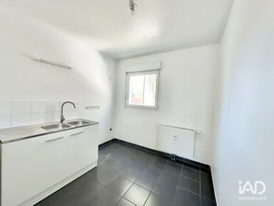 Appartement à ÉVRY (91000)