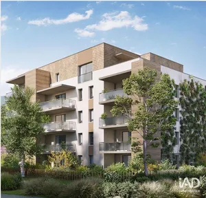 Apartment in MEYLAN (38240)