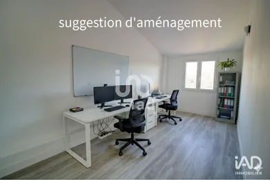 Bureaux à ROQUEBRUNE-SUR-ARGENS (83520)