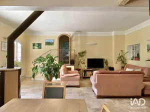 Maison à ROUSSET (13790)