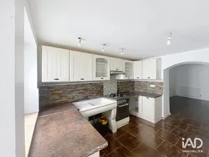 House in VELAUX (13880)