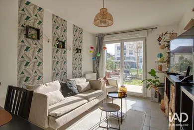 Apartment in LAGNY-SUR-MARNE (77400)