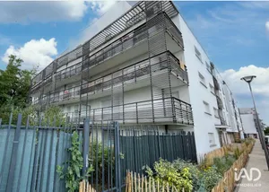 Apartment in ARPAJON (91290)