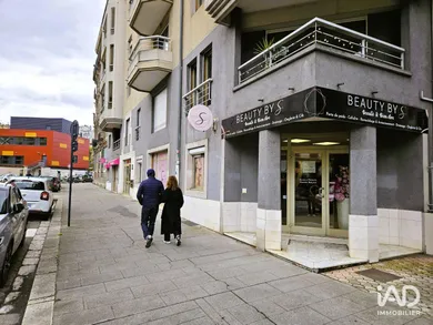 Commercial walls in GRENOBLE (38000)