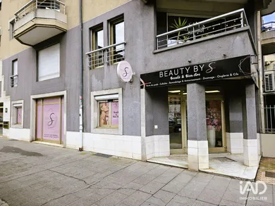 Commercial walls in GRENOBLE (38000)