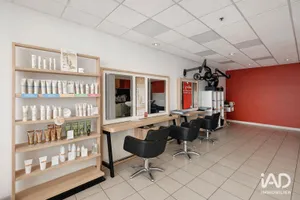 Commercial in MONTCEAU-LES-MINES (71300)