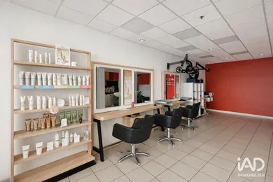 Commercial in MONTCEAU-LES-MINES (71300)