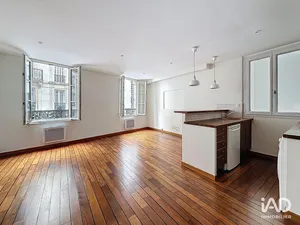 Apartment in PARIS (75116)