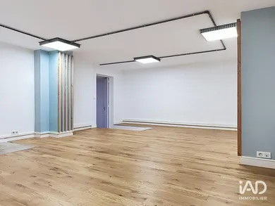 Commercial walls in TOULON (83000)