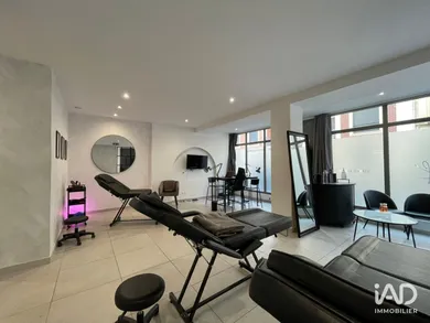 Boutique/Local commercial à NEUILLY-PLAISANCE (93360)