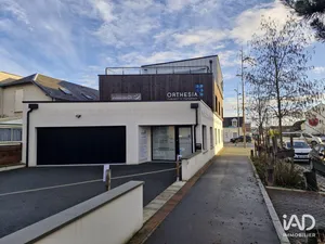 Commercial walls in LE MANS (72000)